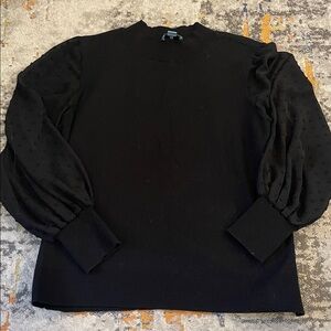 CeCe Classic Black Swaeter